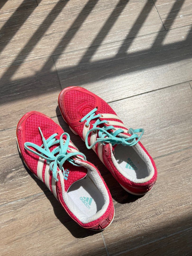 Women Adidas Sneaker Size 37