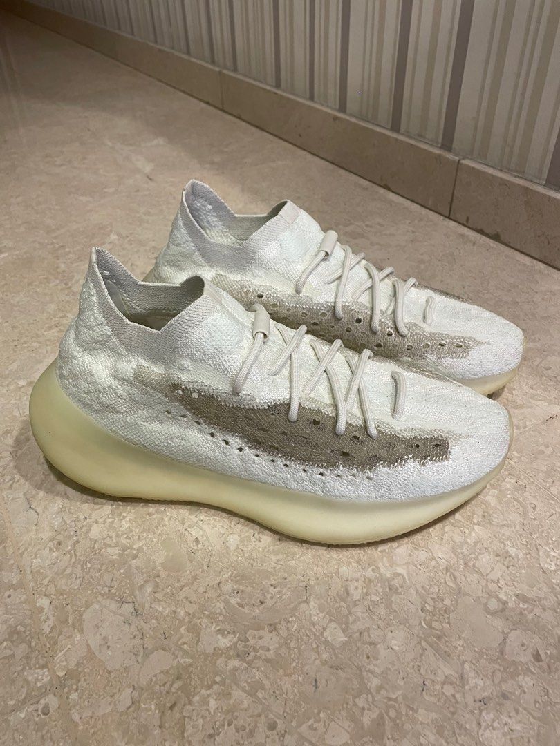 380 calcite glow yeezy