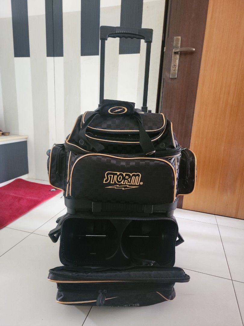 4 balls Storm Rolling Thunder Bowling Bag, Everything Else on Carousell