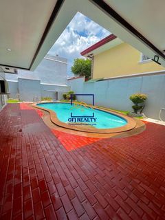 8 bedrooms house for rent in Angeles Pampanga near Clark