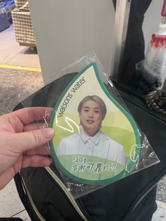 （分類：）位於 。 由 ynccclcy 提交（商品編號 1250365475，圖片 1）。簡介： 。