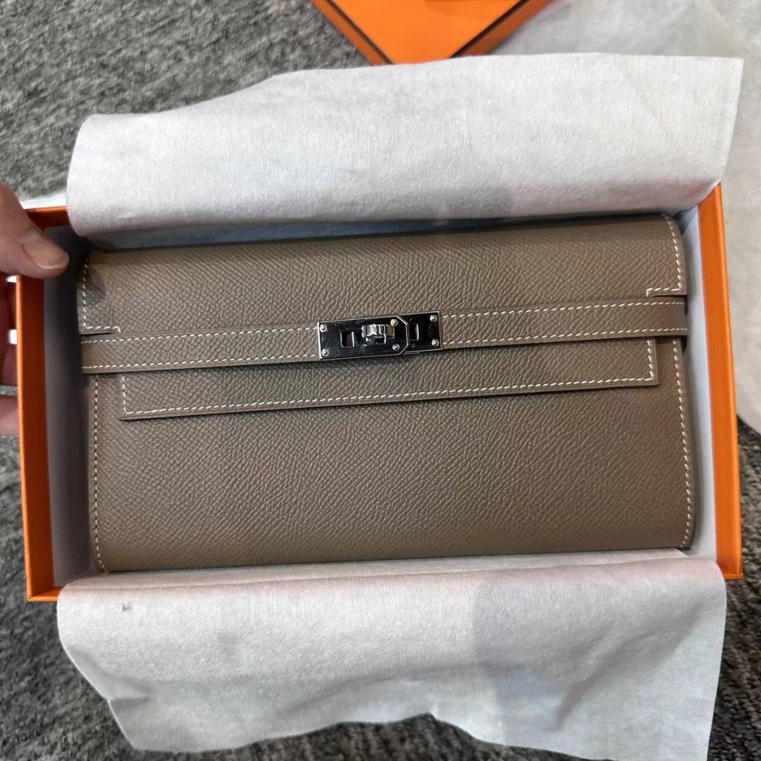 Hermes Etoupe Epsom Kelly Wallet (preloved)