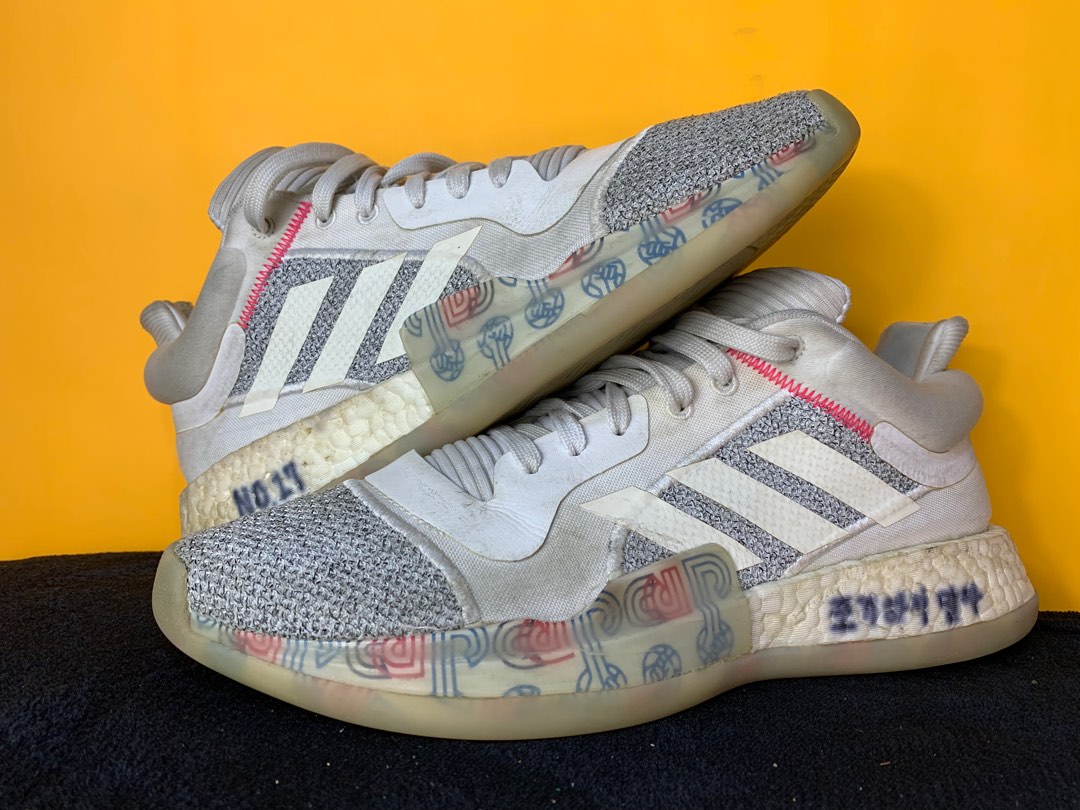 basketball shoes size 10 mens