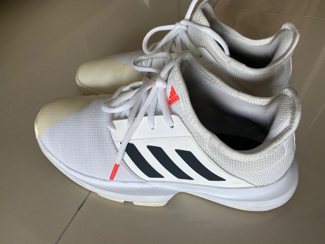 Takealot outlet adidas sneakers