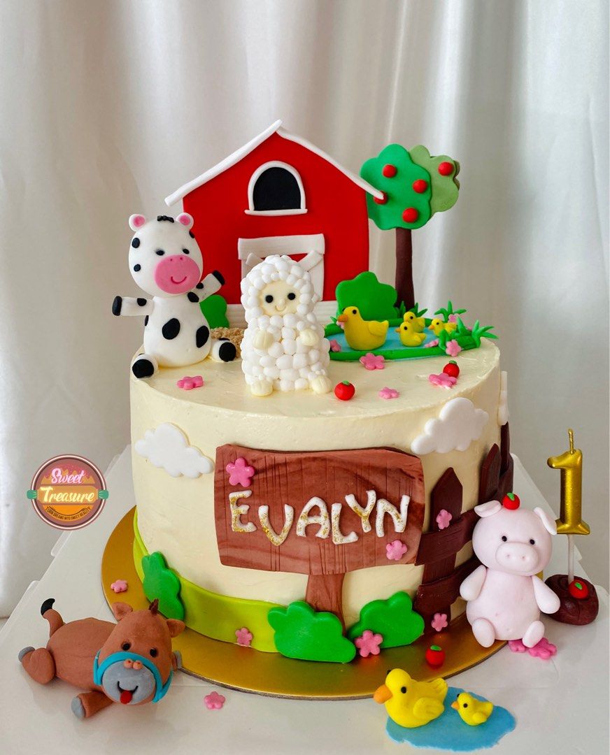 Adorable Farm Animal Cake - Eve's Cakes