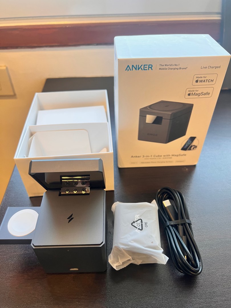 Anker 3-in-1 Cube with Magsafe, Computers & Tech, Parts & Accessories ...