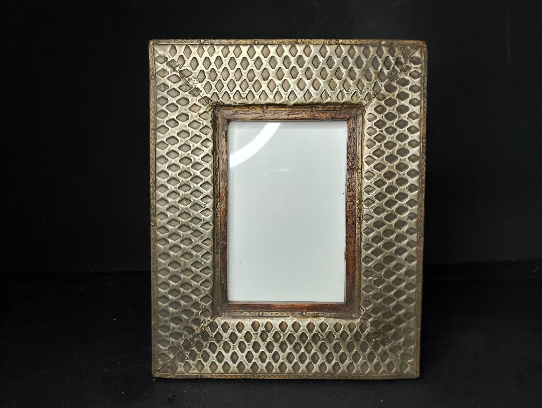 Antique Pewter with Brass Lining Photo Frame (Category: Frames & Pictures) located in Manila. Submitted by peebeees (Listing ID 1250375256, Image 2). Description: 10"x8" frame size wooden frame covered with Debossed pewter and Brass inlaid lining 4"x6" photo size.