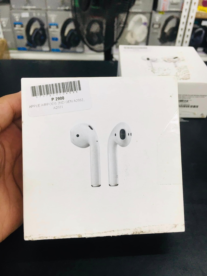 Apple Airpods 2nd Gen A2032, A2031 on Carousell