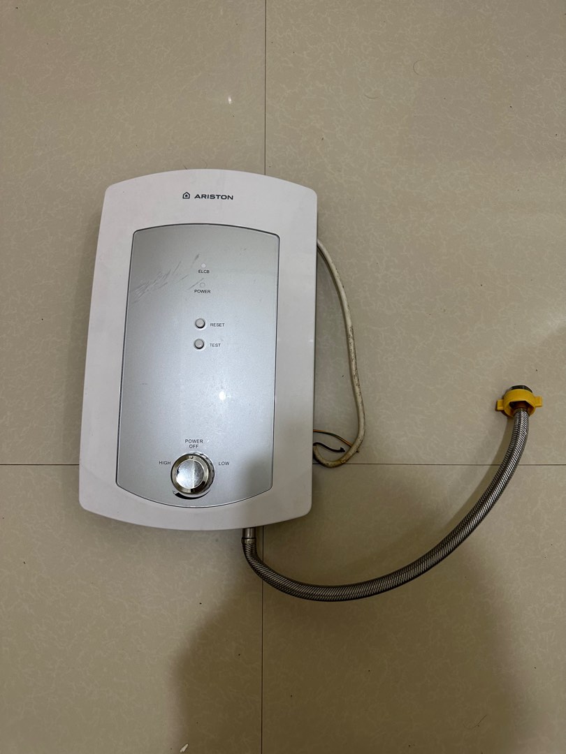 Ariston S3 Listrik Instant Shower Water Heater, TV & Home Appliances