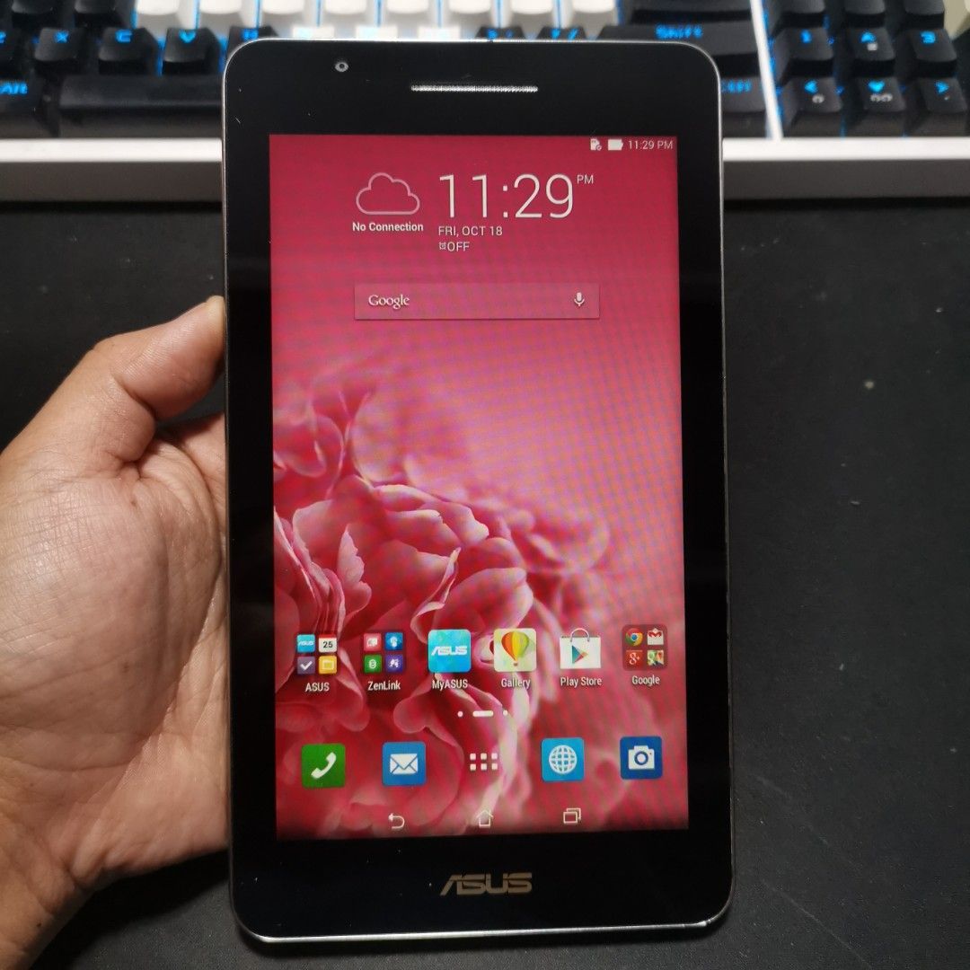 ASUS fonepad 7 K01N (SIM) | Item Code: 68 (Category: Asus) located in Caloocan City. Submitted by christian.montalban (Listing ID 1250241047, Image 2). Description: ASUS fonepad 7 K01N (SIM) | Item Code: 68 Price: P1,799.00 Color: Black 8GB ROM | 1GB RAM 7" IPS LCD Display 3,950 mAh Li-Ion Non-Removable Battery OS: Android 4.4.2 Issue: Line on LCD Package: Tablet Only. Location: North Caloocan For Meetup: SM Fairview COD (Shipping Fee covered by 