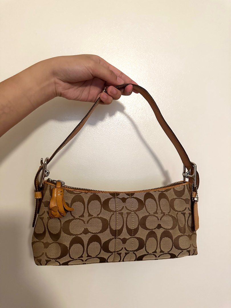 Authentic Coach Pochette mini shoulder bag vintage