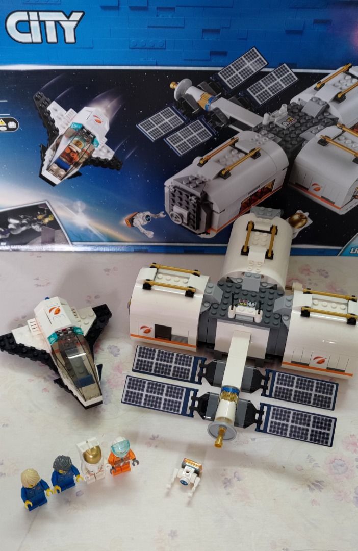LEGO City Space Lunar Space Station 60227 Space Station Building Set with  Toy Shuttle, Detachable Satellite and Astronaut Minifigures, Popular Space