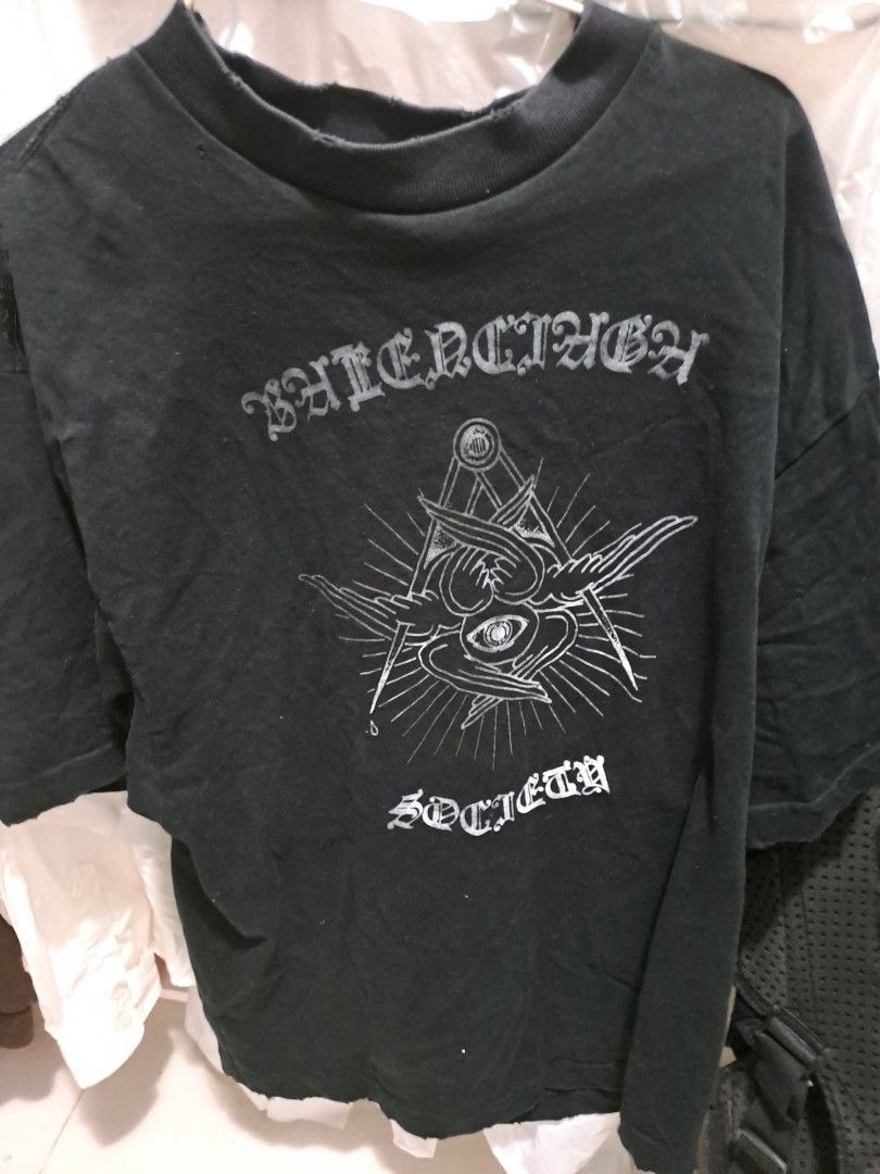 balenciaga free your mind t shirt