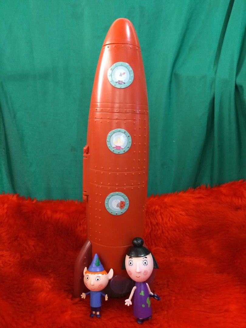 Ben and holly on sale elf rocket toy