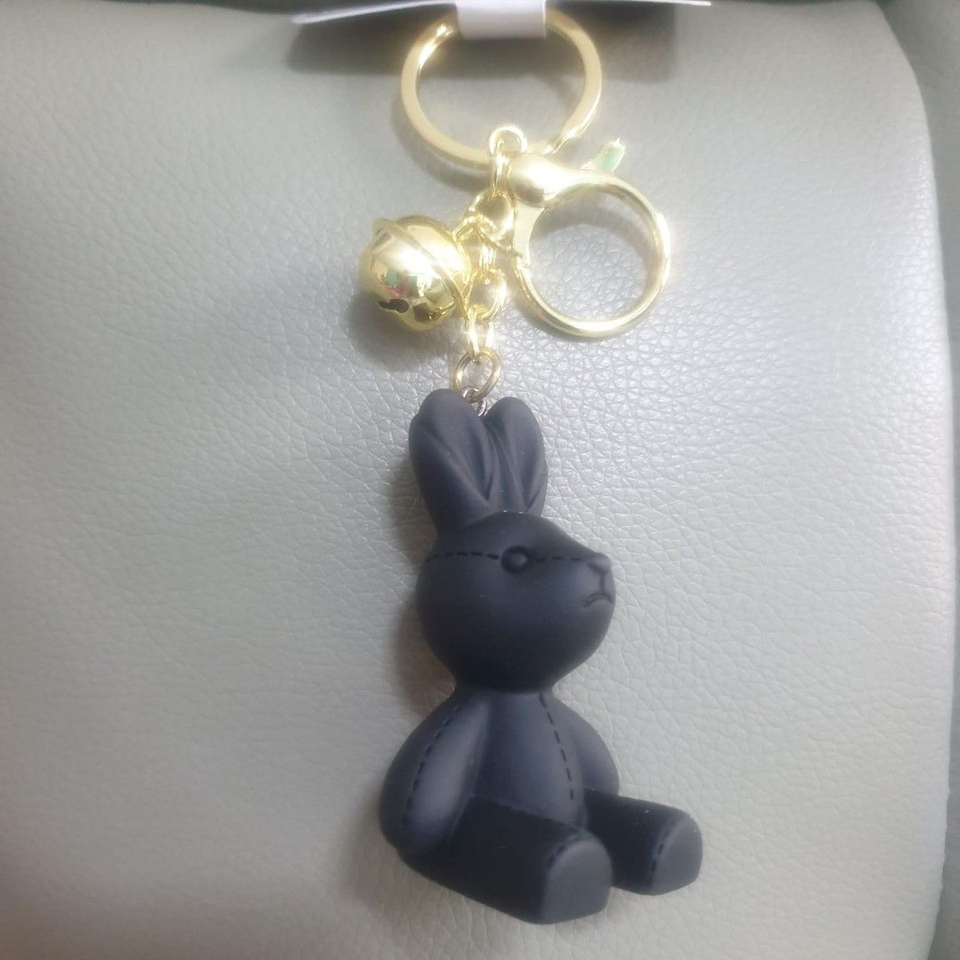 1pc Knitted Resin Rabbit Keychain With Multiple Colors, Suitable