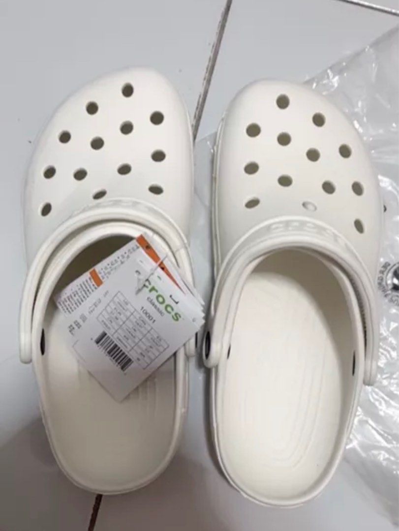 brand new white crocs Men s Fashion Footwear Flipflops and
