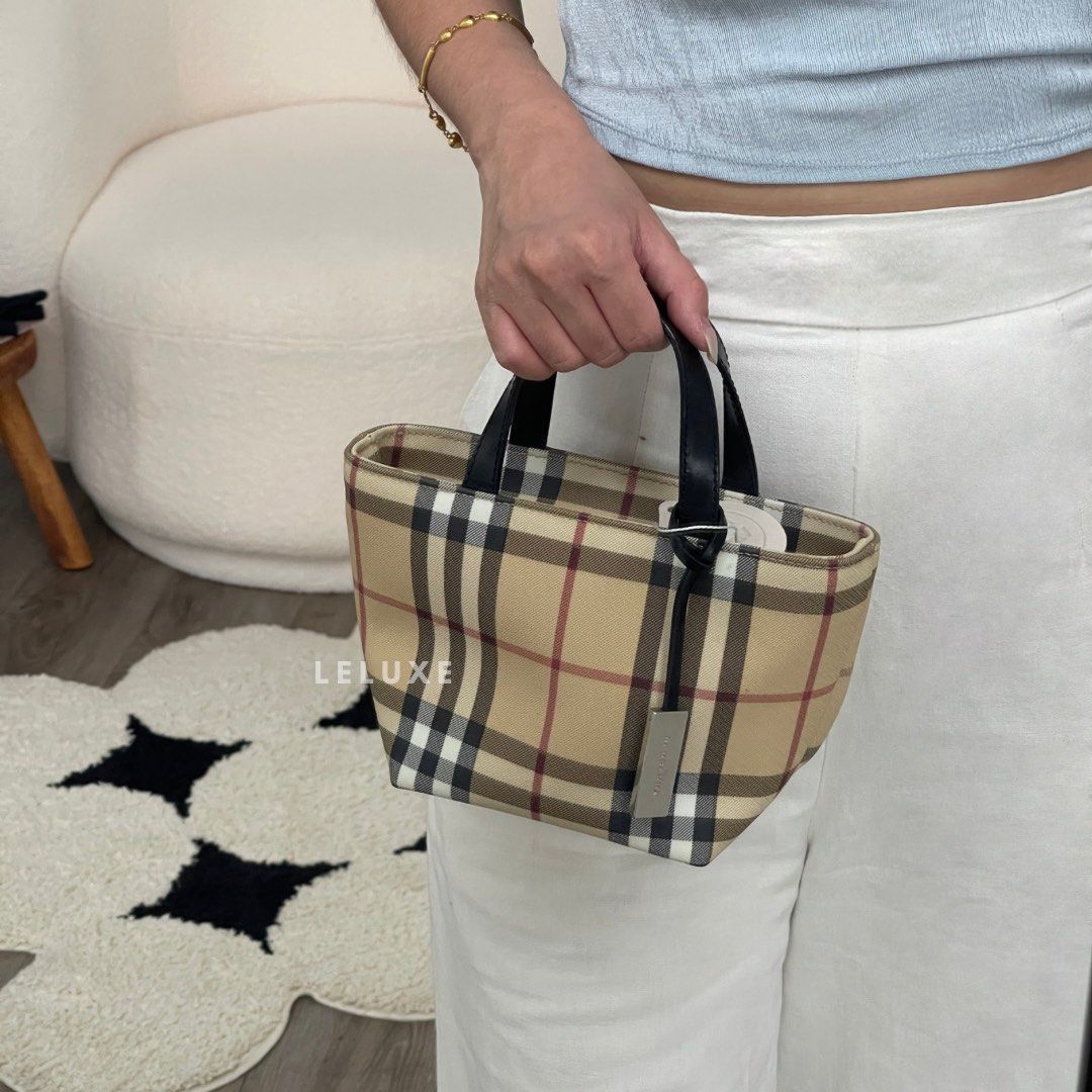 Burberry mini tote bag shop