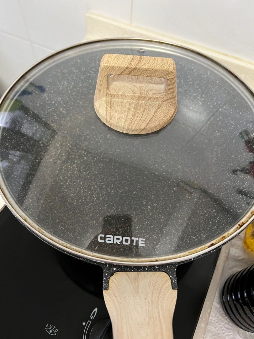 Carote Deep pan + High Quality cast iron Wok, Furniture & Home