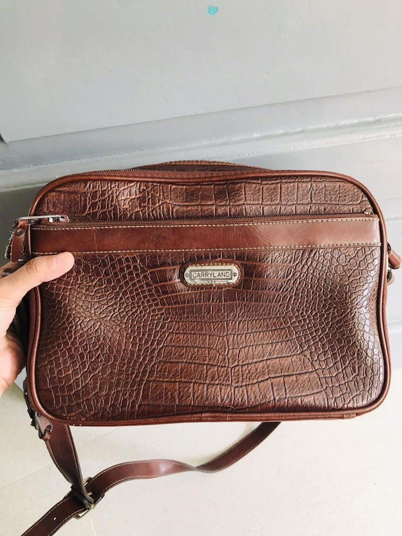 CarryLand USA vintage bag Women s Fashion Bags Wallets