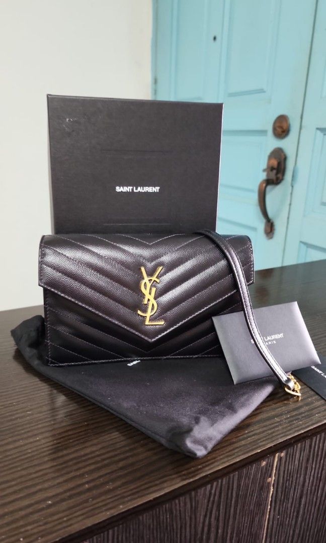 Cassandre Matelassé Envelope Chain Wallet In Grain De Poudre Embossed  Leather - Leather Crossbody Bag for Women