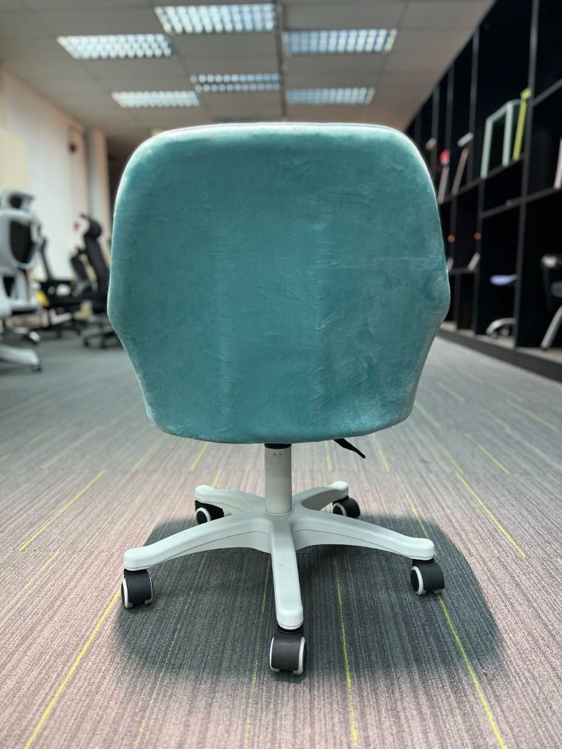 Compact study 2025 chair