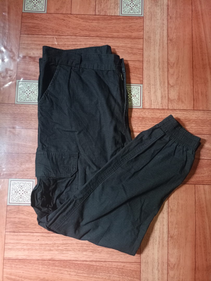 DICKIES CARGO JOGGER PANTS, Men's Fashion, Bottoms, Joggers on Carousell