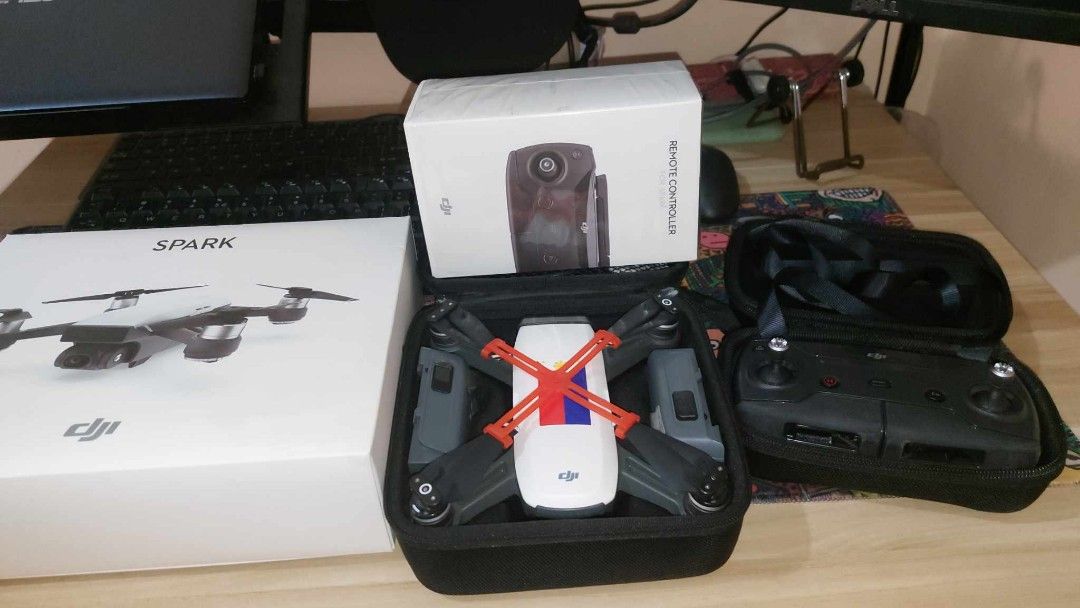 Dji spark with controller best sale for sale
