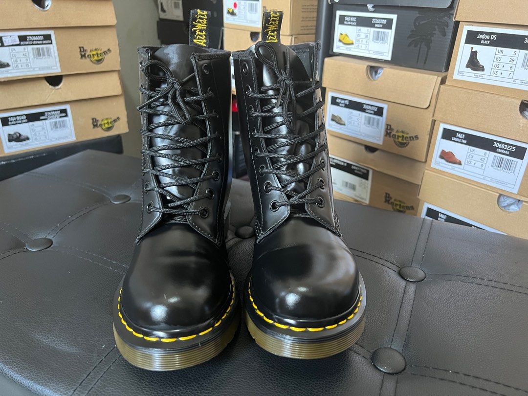Dr martens 1468 deals