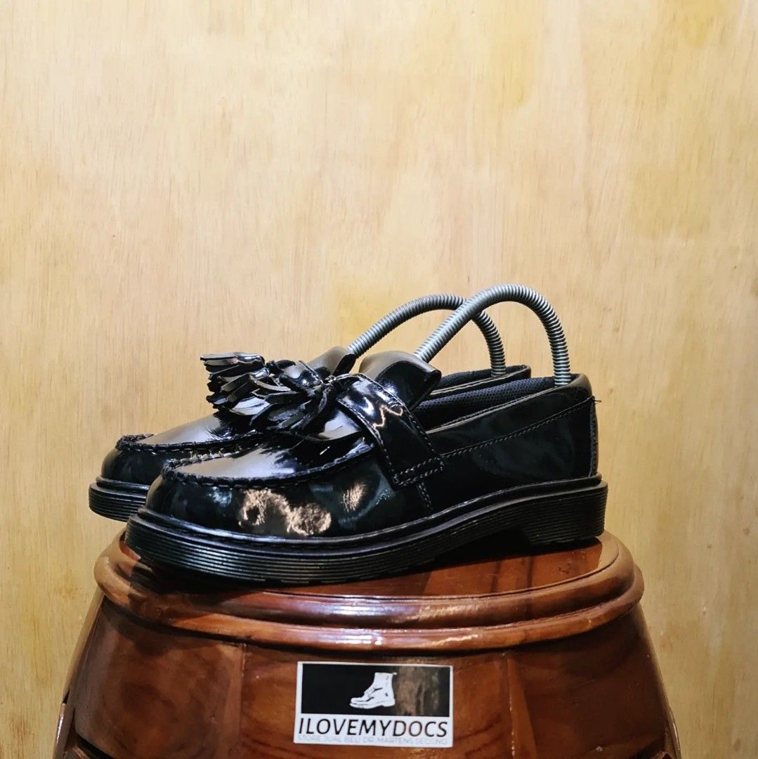 Dr martens sales adrian 38