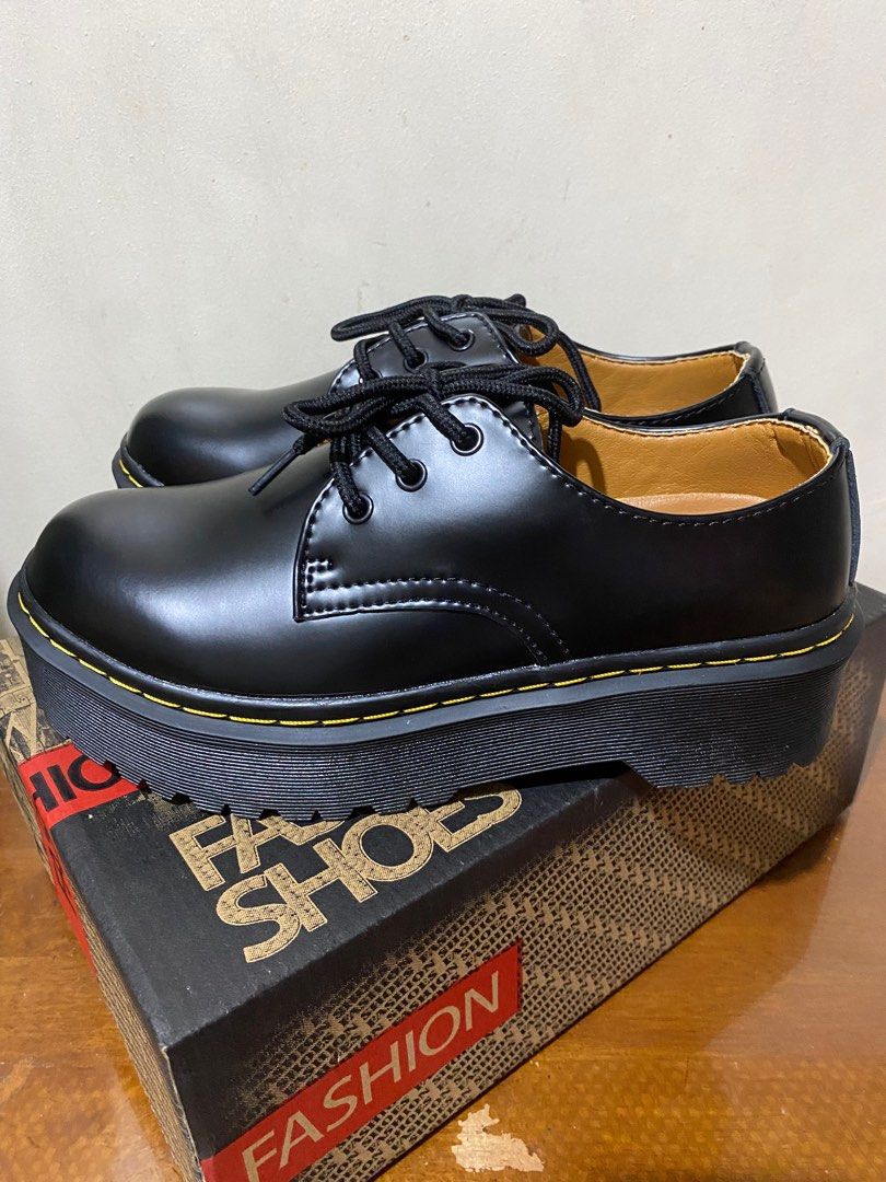 Dr martens shoes lazada discount