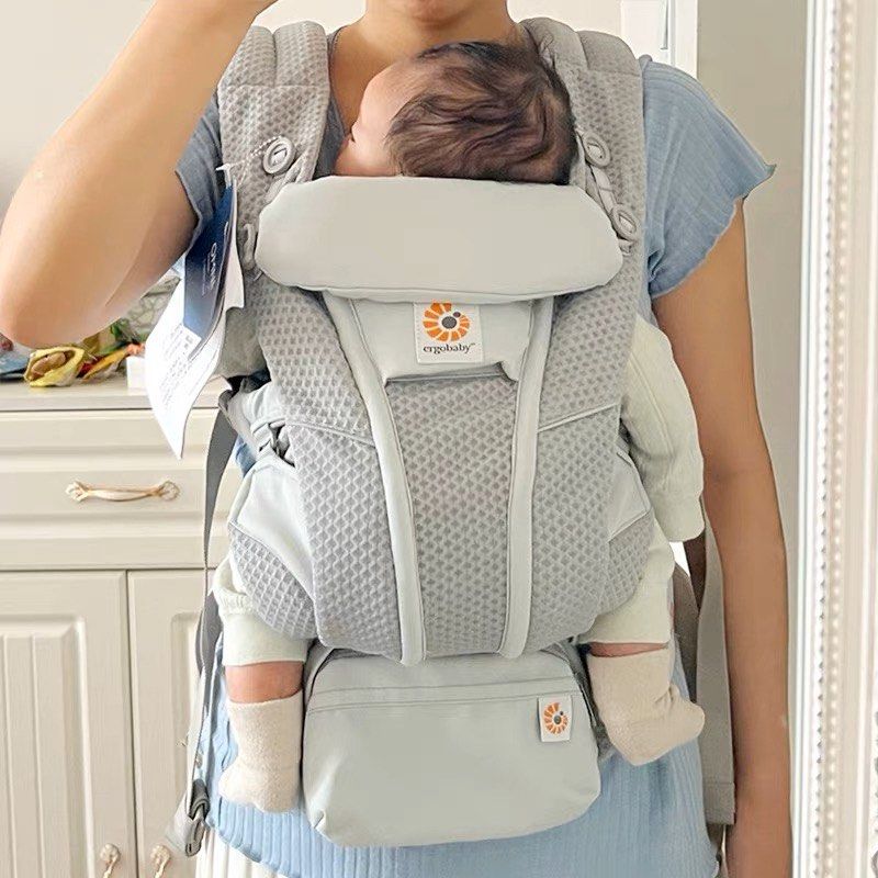 Ergo Baby Carrier Omni Breeze, Babies & Kids, Going Out, Carriers