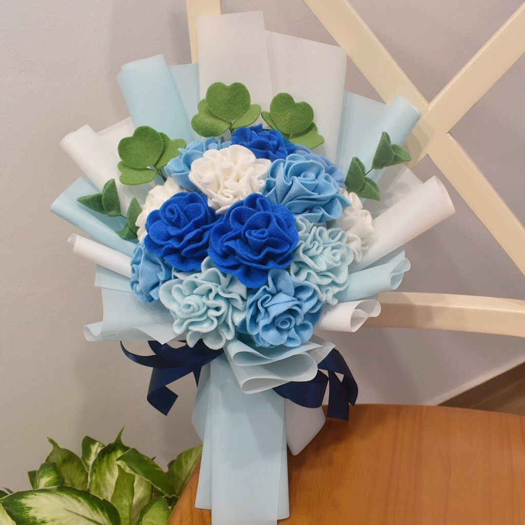 Artificial Flower, Hobbies & Toys, Stationery & Craft, Flowers & Bouquets  on Carousell