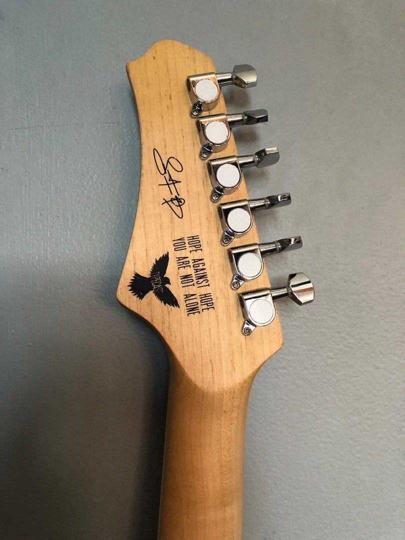D&d deals corvus guitar