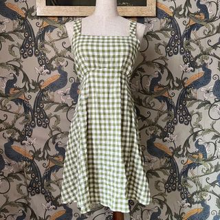 (Category: ) located in . Submitted by lelejfcloset (Listing ID 1250305566, Image 1). Description: .