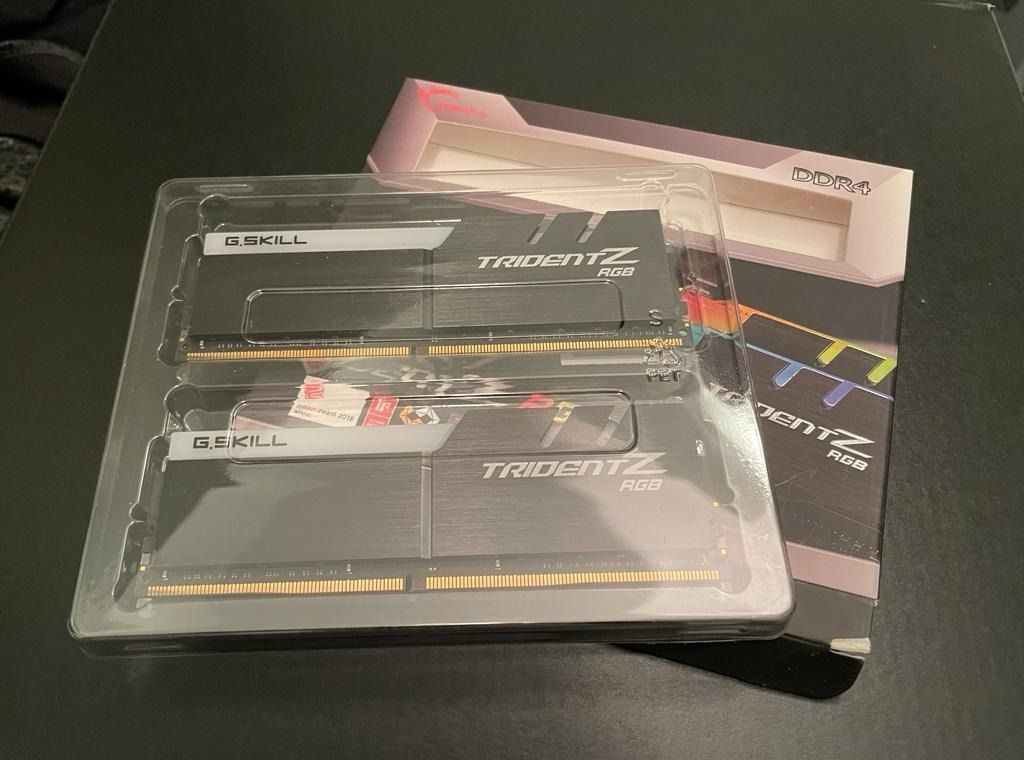 G.Skill Trident Z DDR4 32G(2x16G) F4-3200C16D-32GTZRX, 電腦＆科技