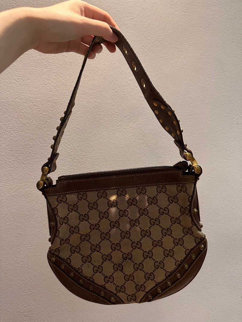 Gucci pelham studded shoulder bag best sale