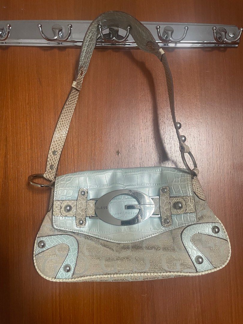 guess vintage logo shoulder bag