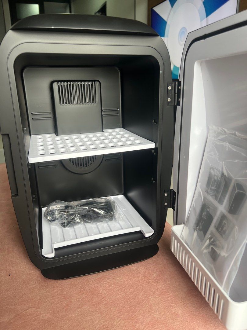 Guinness Limited Edition Mini Fridge, Hobbies & Toys, Collectibles & Memorabilia, Vintage