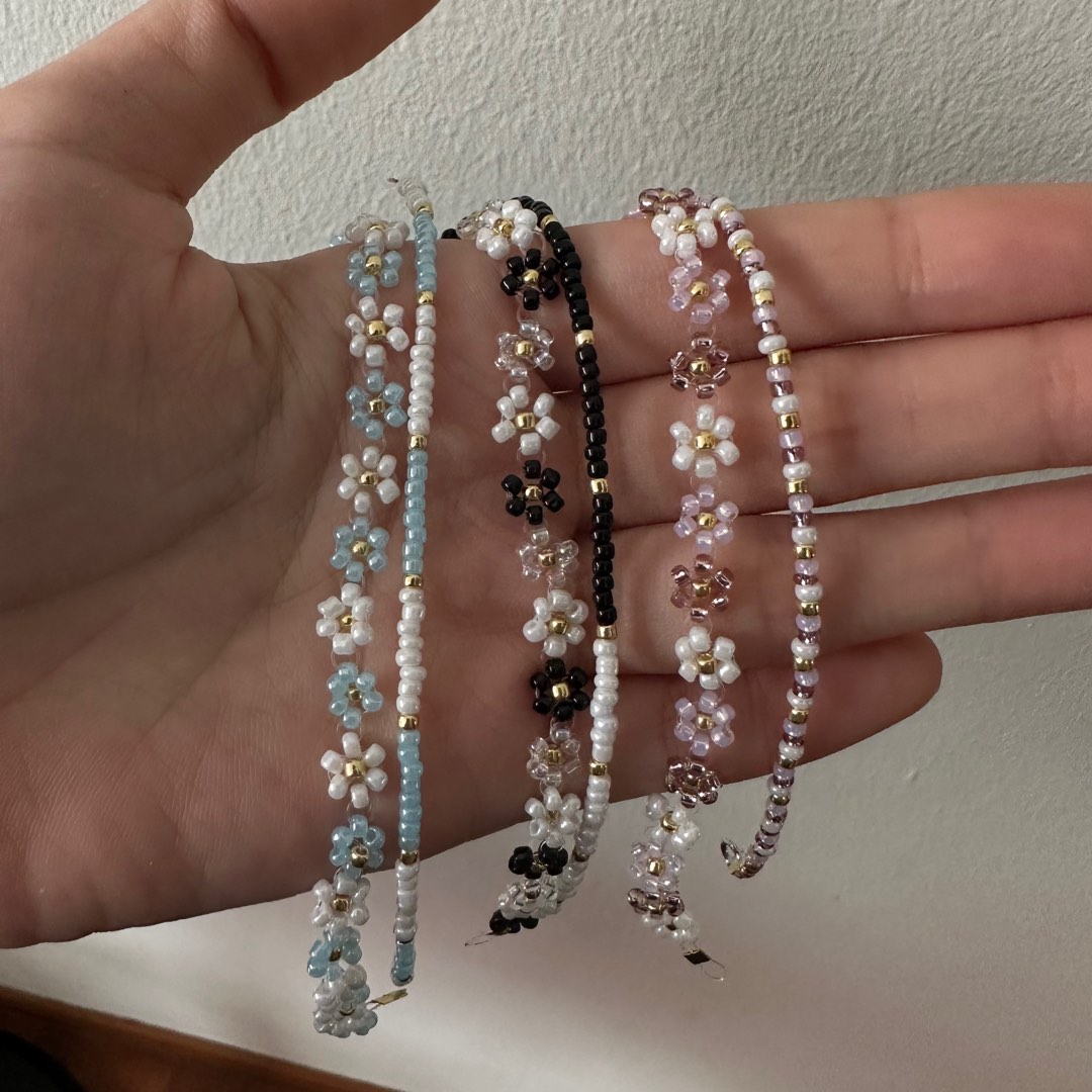 handmade daisy beaded bracelets bracelet set dainty bracelets toho beads