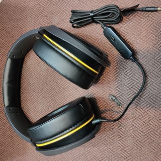 Asus Tuf H5 Headphones ASUS TUF Gaming H5 headset Durable 7.1 surround sound for gamers Mobile Legend ( not sony samsung huawei not TWS Bluetooth ) BNOB Like New