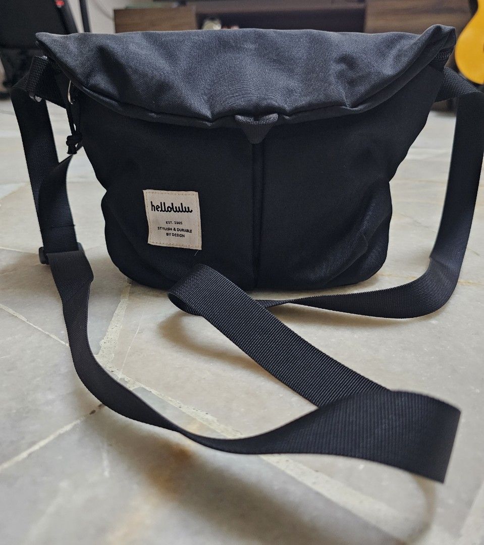 Hellolulu Sling Bag Men s Fashion Bags Sling Bags on Carousell