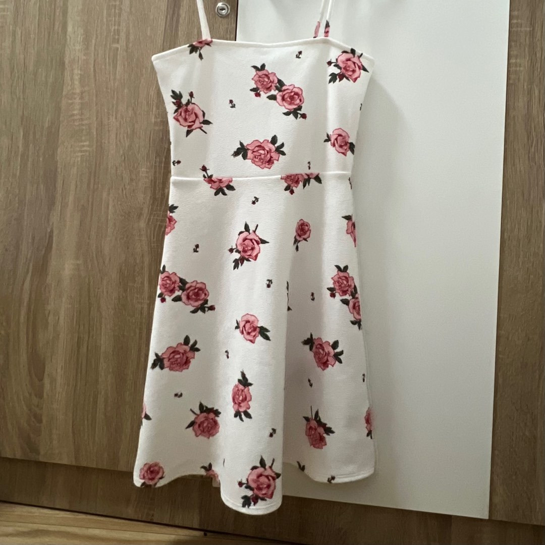 H M Divided floral dress Women s Fashion Dresses Sets Dresses on Carousell