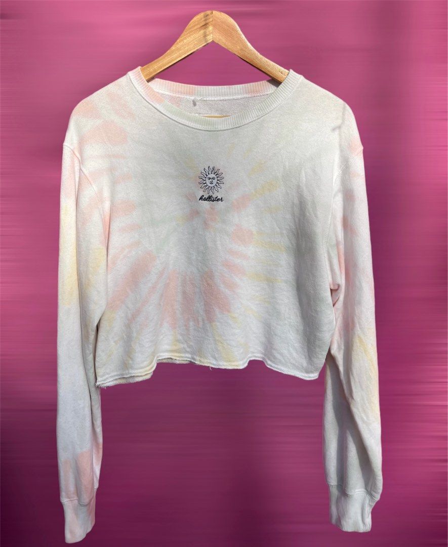 Hollister store cropped sweatshirt