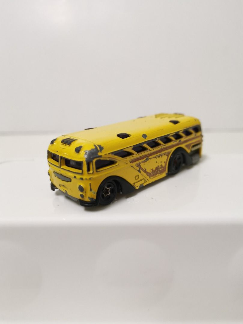 Hot wheels surfin school bus 2000 clearance