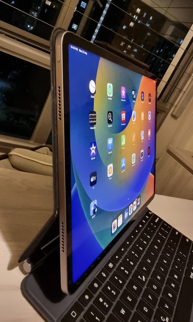iPad Pro 12.9" 2023, Mobile Phones & Gadgets, Tablets, iPad on Carousell
