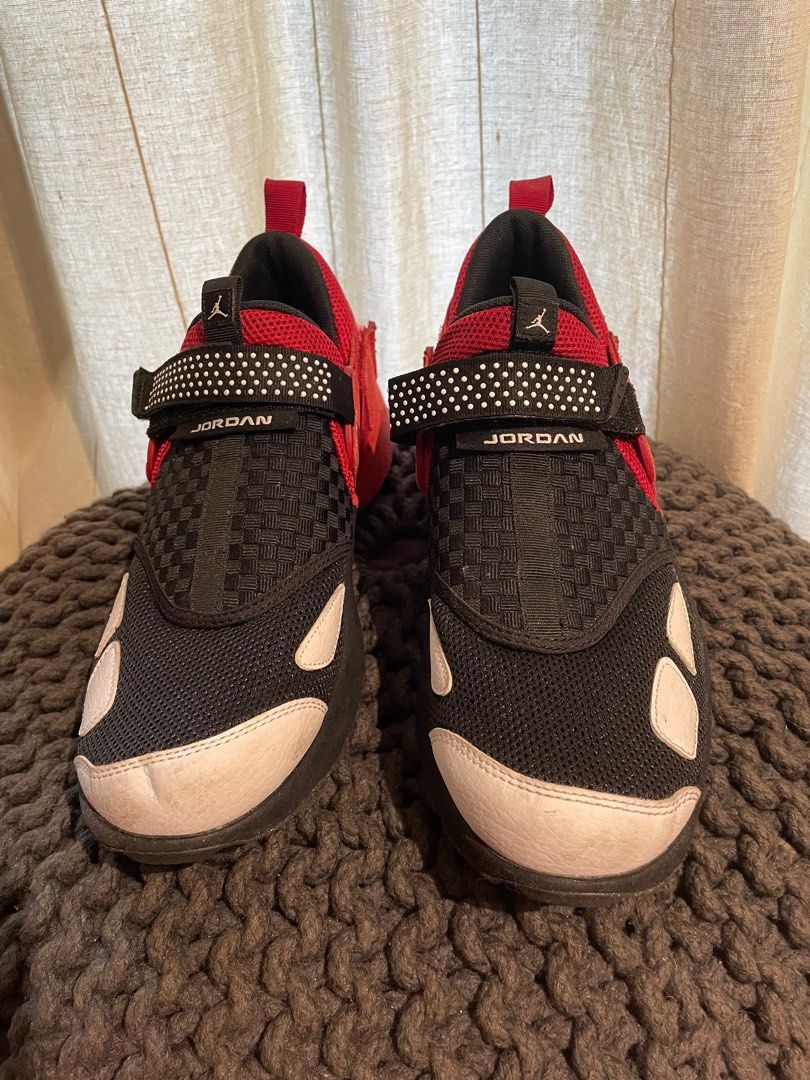 已絕版Jordan Trunner Lx喬丹鞋, 他的時尚, 鞋類, 運動鞋、球鞋在旋轉拍賣 
