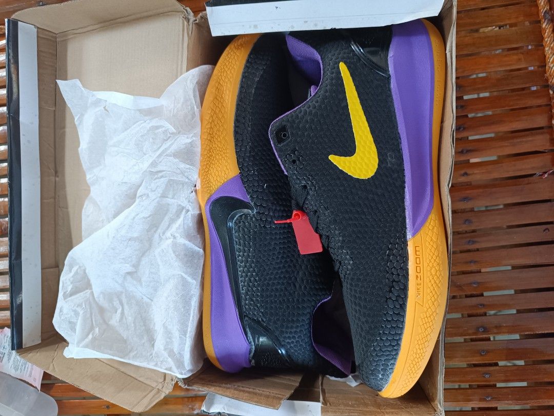 Kobe purple clearance and gold