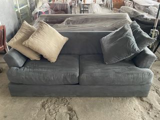 Leggett & Platt sofa bed (queen size)