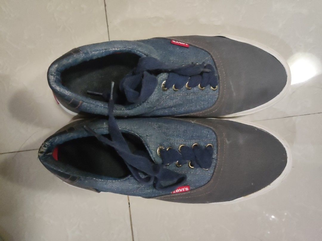 Levi monterey hotsell shoes