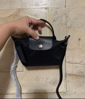 Longchamp mini slingbag full black